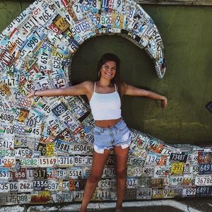 Meet your Posher, Laurel